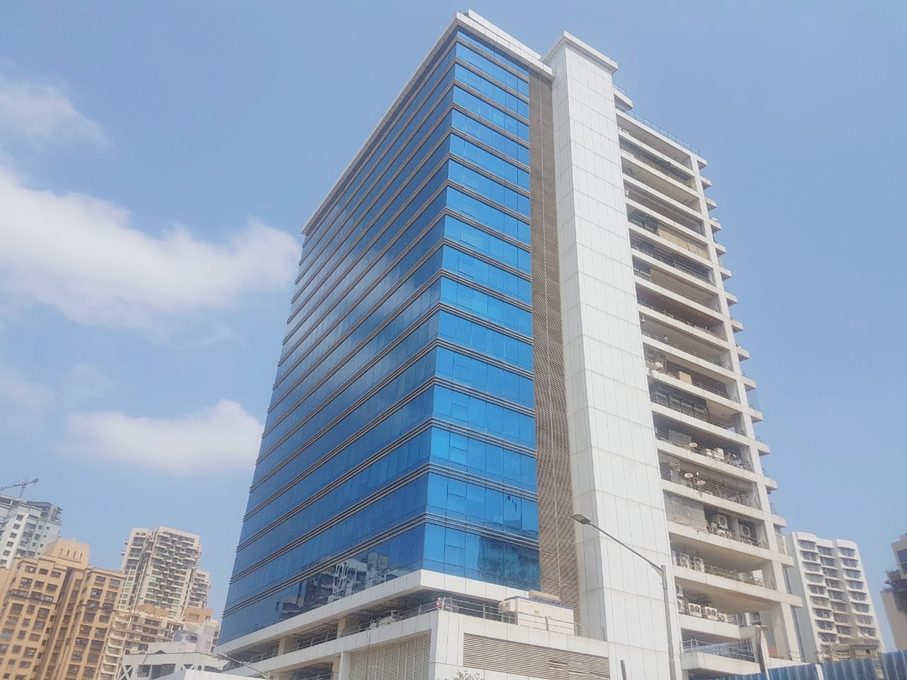 Building - Lotus Grandeur, Andheri West